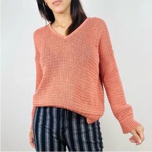 Madewell Women's V-Neck Sweater in Coral